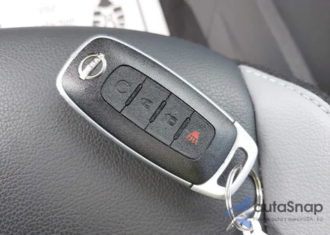 2024 Nissan Kicks Sr Xtronic Cvt from USA, damaged, VIN 3N1CP5DV0RL513876